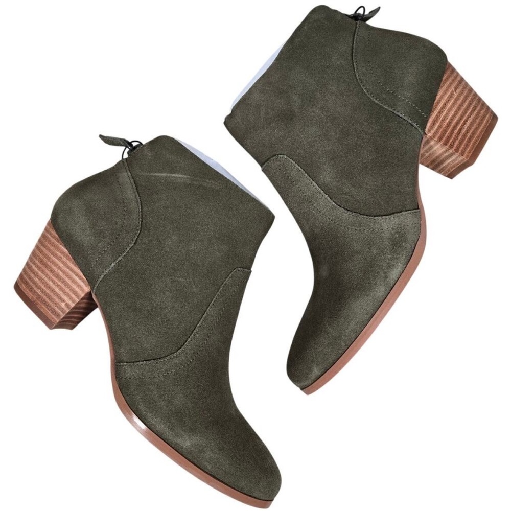 NWOT Violet and Red Olive Green Cupid Bootie Sz 8.5